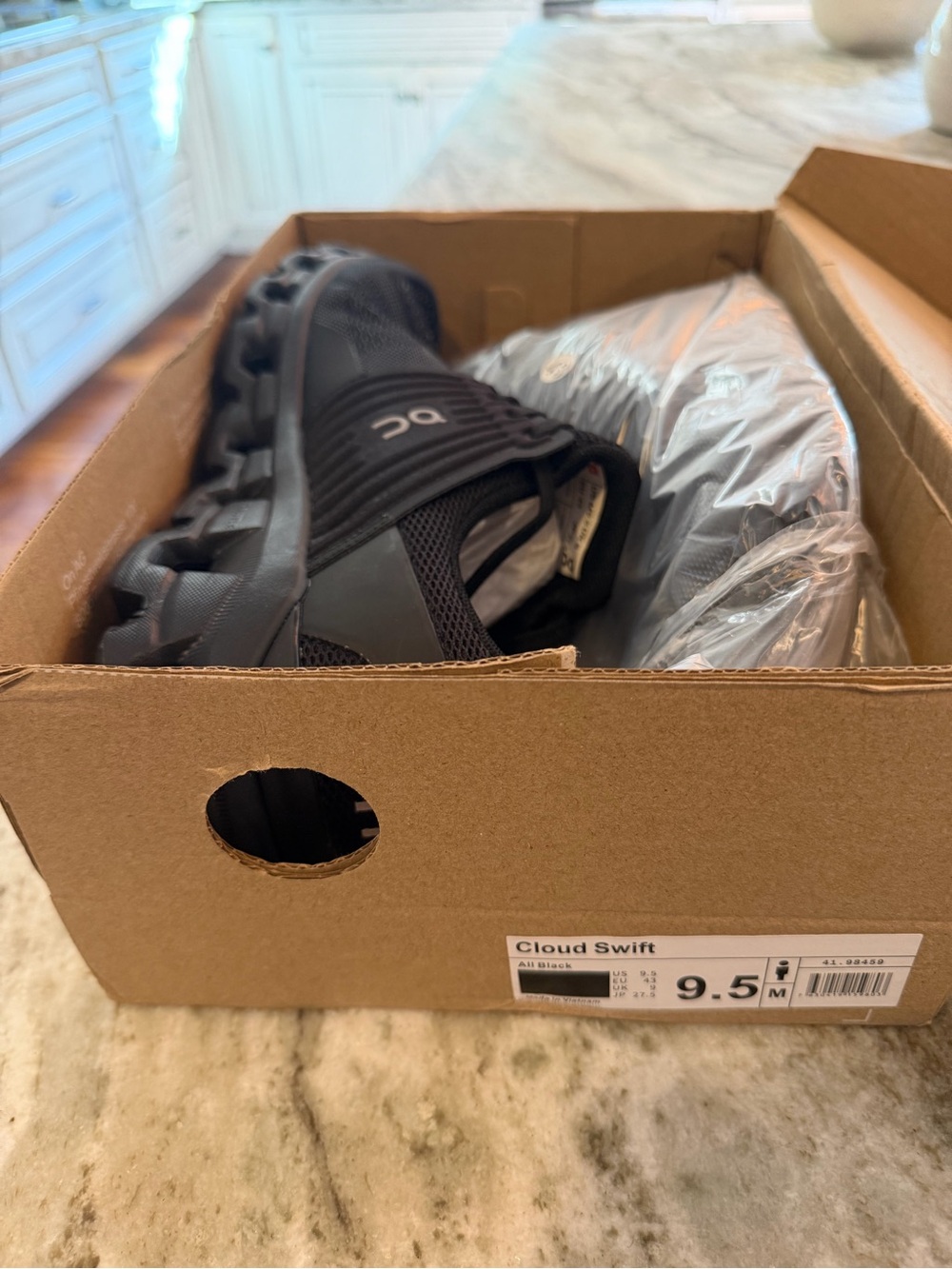 On Running Cloudswift Men's Sneakers - All Black